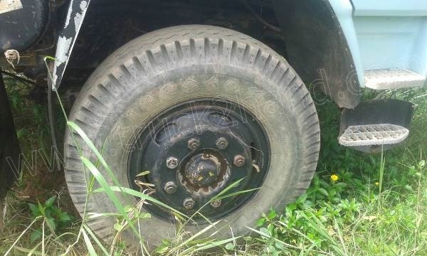 รถบรรทุก 10 ล้อดั้มพ์ ISUZU