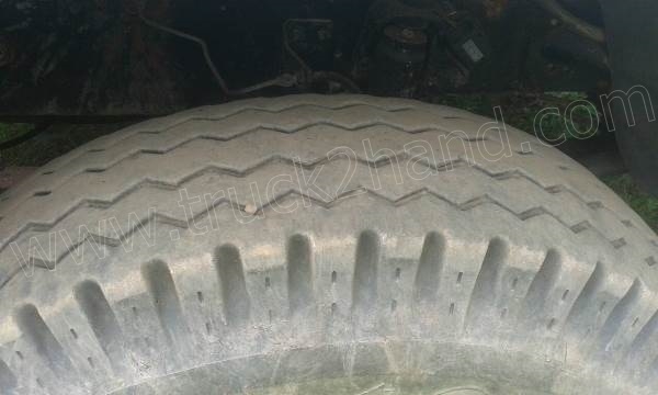 รถบรรทุก 10 ล้อดั้มพ์ ISUZU