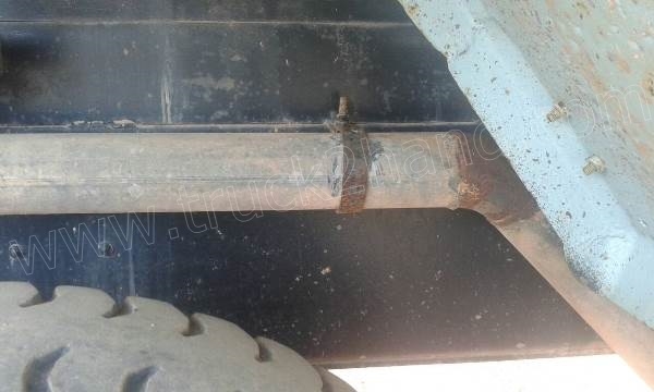 รถบรรทุก 10 ล้อดั้มพ์ ISUZU