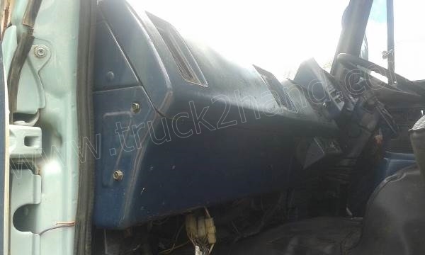 รถบรรทุก 10 ล้อดั้มพ์ ISUZU