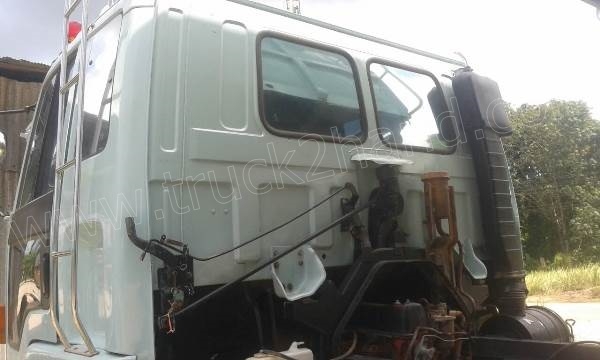 รถบรรทุก 10 ล้อดั้มพ์ ISUZU