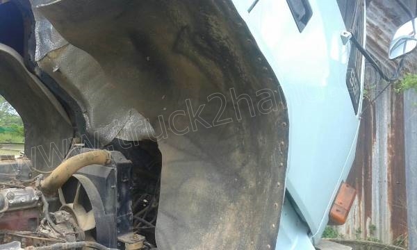 รถบรรทุก 10 ล้อดั้มพ์ ISUZU