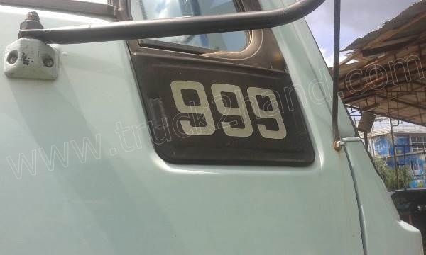 รถบรรทุก 10 ล้อดั้มพ์ ISUZU