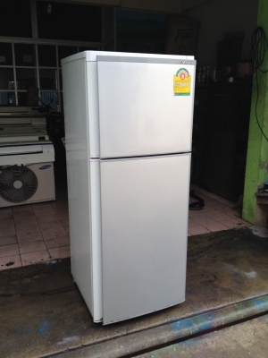 **** ขายตู้เย็น Mitsubishi 2 ประตู ****