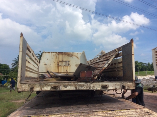 ขายกระบะ 6ล้อสามมิตร ถอดลงจากรถISUZU DECA ยาง900 ครัทซีกว้าง 0.85 ม. กระบะกว้าง 2.45 ม.ยาว 4 ม.อุปกรณ์ครบ  ขาย 125,000 บาท