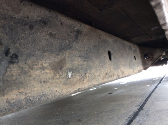 ขายบิ๊กเอ็มแวน mx1 ปี92 เครื่องฝาแดง BD25 เทอร์โบ เพาเวอร์ ภายในสวย แอร์เย็น วิทยุ cd ห้องเครื่องเดิมมาก คานหน้าเดิม ฝากระโปรงเดิม ตัวถังได้เดิม แม็ก15 ขับดี เอกสารพร้อม ขายถูก