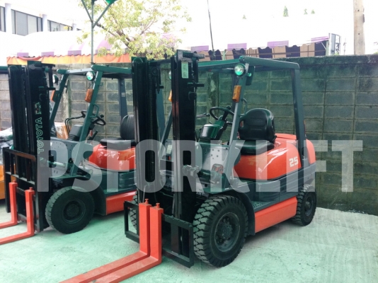 ขาย Forklift Toyota 6FG25 จากญี่ปุ่น