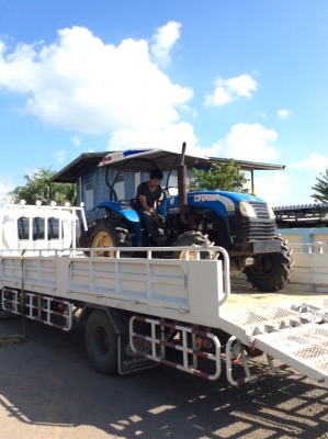 แทรกเตอร์แชมป์ MX4548 4 WD 2 เพลาพร้อมผาน 6