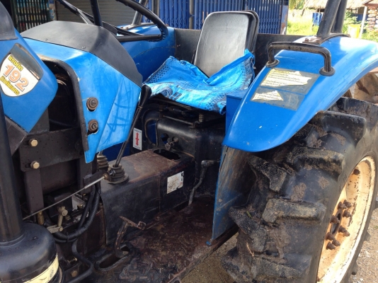 แทรกเตอร์แชมป์ MX4548 4 WD 2 เพลาพร้อมผาน 6