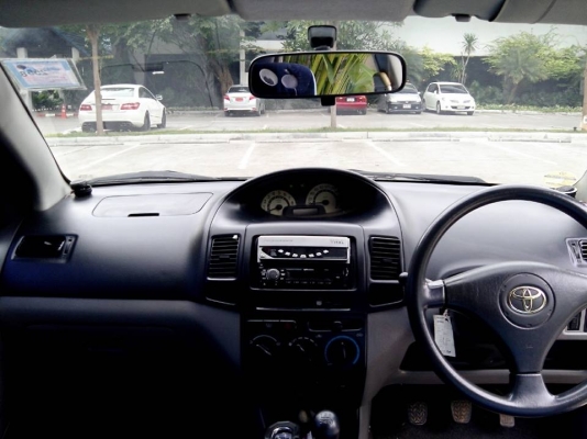 ขาย TOYOTA  VIOS 1.5 E ปี2004 เกียร์ธรรมดา ติดแก็สLPGหัวฉีด ถังโดนัท