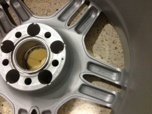 ล้อ benzเเท้ 18 หน้า8ครึ่งหลัง9ครึ่งอ๊อฟ35กับ32เก่าญี่ปุ่นเเท้สภาพสวยๆ