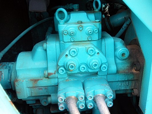 รถแบคโฮเก่านอก sk 120-2 สนใจโทร 092-3309229 อี๊ด สองห้อง