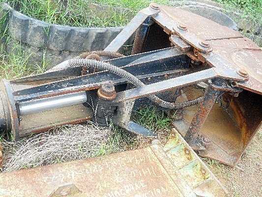 หัวงีบเหล็ก ของเก่านอก สภาพสวยเดิม สนใจโทร 092-3309229 อี๊ด สองห้อง