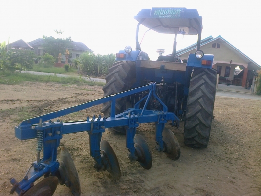 ขอบคูณTRUCK2HANDขายแล้วรถไถFORD รุ่น6640สองเพลาคานหน้าคาลาโล่มีทะเบียนสนใจ0810076640