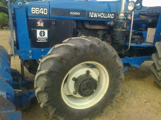 ขอบคูณTRUCK2HANDขายแล้วรถไถFORD รุ่น6640สองเพลาคานหน้าคาลาโล่มีทะเบียนสนใจ0810076640