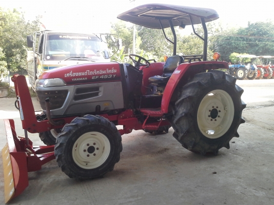 ขายแทรกเตอร์ YANMAR 453 พร้อมเล่มเล่มทะเบียน มีใบดันหน้า โรตารี่ ผาน 6 เครื่องนิ่มๆคับ