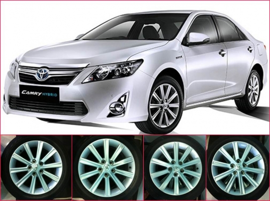 ล้อ Camry Hybrid ขอบ17 พร้อมยาง DUNLOP  215-55R17 ปี11