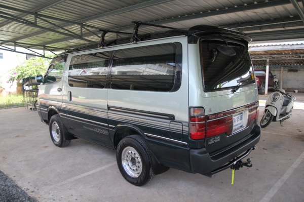 ขายรถตู้TOYOTA HIACE SUPER CUSTOM 4WD FULLTIME 1KZ-TE ขายรถตู้TOYOTA HIACE SUPER CUSTOM 4WD FULLTIME 1KZ-TE