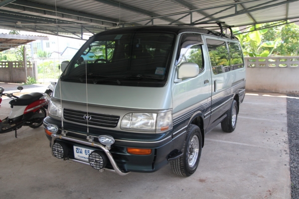ขายรถตู้TOYOTA HIACE SUPER CUSTOM 4WD FULLTIME 1KZ-TE ขายรถตู้TOYOTA HIACE SUPER CUSTOM 4WD FULLTIME 1KZ-TE