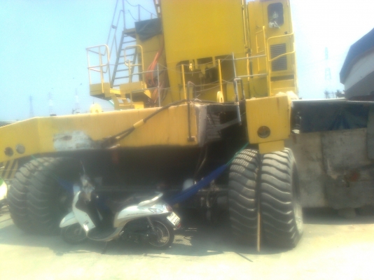 ขาย เครนใหญ่ยกได้ 180 ตัน เบอร์ 0859084506