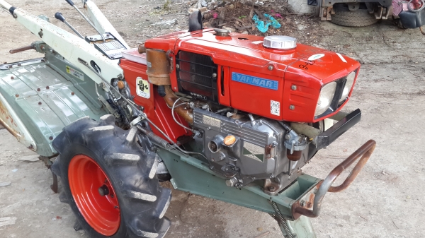 รถพรวนดิน รถพรวนดิน