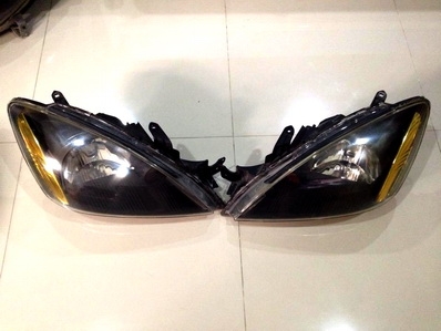 ------ขายแล้ว------ไฟหน้า NEW LANCER