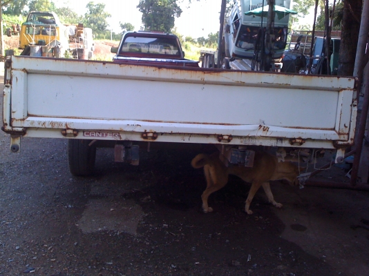 กระบะเทเลอร์ใหญ่ กว้าง 2 เมตร ยาว 4.40 เมตร