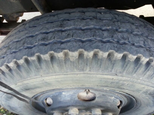 รถนิสสัน 10 ล้อดั้ม  CW430  290 แรงม้า. ( ขายแม่ , ลูก )   สนใจติดต่อ 081 - 6079515