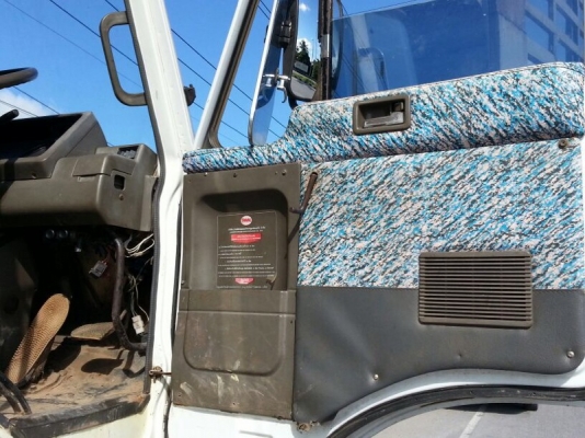 รถนิสสัน 10 ล้อดั้ม  CW430  290 แรงม้า. ( ขายแม่ , ลูก )   สนใจติดต่อ 081 - 6079515