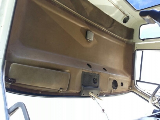 รถนิสสัน 10 ล้อดั้ม  CW430  290 แรงม้า. ( ขายแม่ , ลูก )   สนใจติดต่อ 081 - 6079515