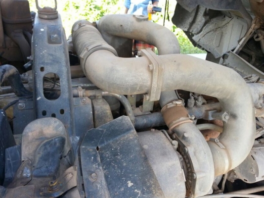 รถนิสสัน 10 ล้อดั้ม  CW430  290 แรงม้า. ( ขายแม่ , ลูก )   สนใจติดต่อ 081 - 6079515