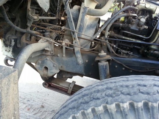 รถนิสสัน 10 ล้อดั้ม  CW430  290 แรงม้า. ( ขายแม่ , ลูก )   สนใจติดต่อ 081 - 6079515