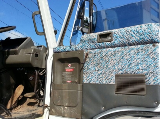 รถนิสสัน 10 ล้อดั้ม  CW430  290 แรงม้า. ( ขายแม่ , ลูก )   สนใจติดต่อ 081 - 6079515