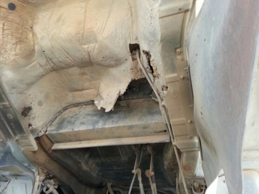 รถนิสสัน 10 ล้อดั้ม  CW430  290 แรงม้า. ( ขายแม่ , ลูก )   สนใจติดต่อ 081 - 6079515