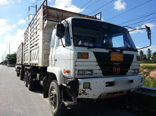 รถนิสสัน 10 ล้อดั้ม  CW430  290 แรงม้า. ( ขายแม่ , ลูก )   สนใจติดต่อ 081 - 6079515