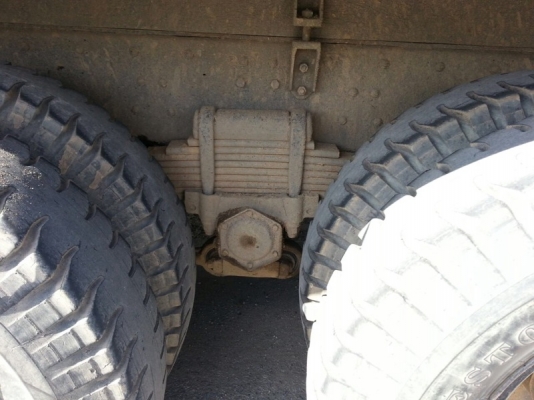 รถนิสสัน 10 ล้อดั้ม  CW430  290 แรงม้า. ( ขายแม่ , ลูก )   สนใจติดต่อ 081 - 6079515