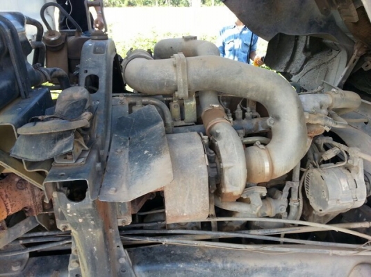 รถนิสสัน 10 ล้อดั้ม  CW430  290 แรงม้า. ( ขายแม่ , ลูก )   สนใจติดต่อ 081 - 6079515