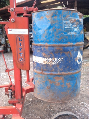 ลิฟท์เคลื่อนย้ายถัง 200 ลิตร