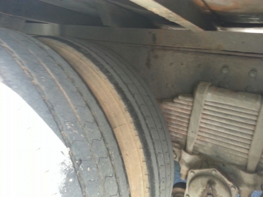 รถฮีโน่  10  ล้อตู้เย็น  FL1J  210 แรงม้า. ปี 42  สนใจติดต่อ  081 - 6079515