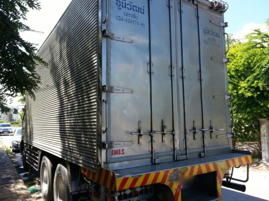 รถฮีโน่  10  ล้อตู้เย็น  FL1J  210 แรงม้า. ปี 42  สนใจติดต่อ  081 - 6079515