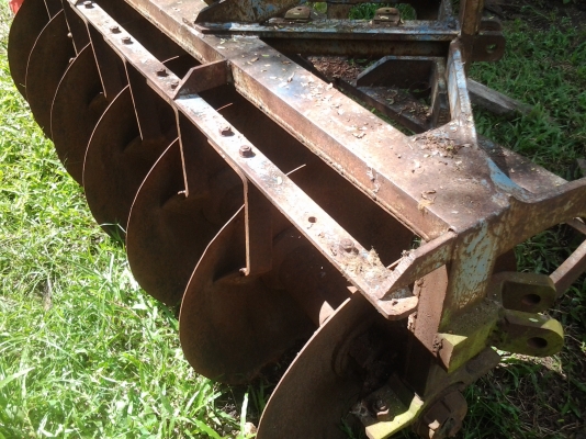 ขายตามสภาพพาน7ใบ24ติดกับรถไถฟอดร์6610มีคันท้ายด้วยลดเหลือ15500บาท