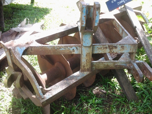 ขายตามสภาพพาน7ใบ24ติดกับรถไถฟอดร์6610มีคันท้ายด้วยลดเหลือ15500บาท