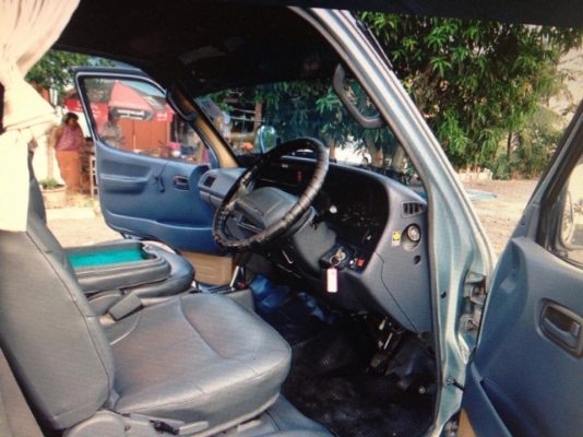 ขายรถตู้หัวจรวด 2jz-vvti แก๊ส Lpg หัวฉีด