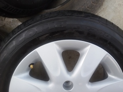 ขายล้อแม็กNISSAN Marchขอบ15 พร้อมยางปี 13   4 ล้อ