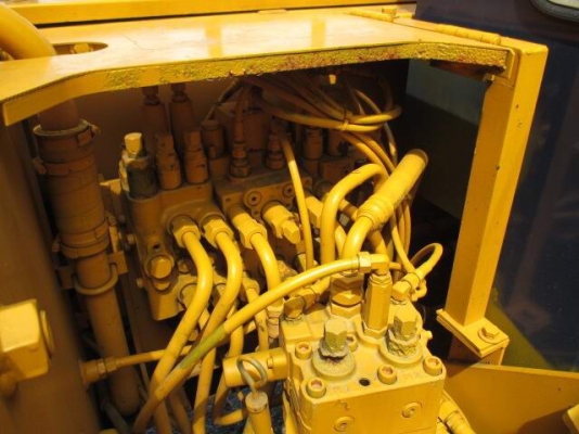 ขายรถขุดแบคโฮ. ยี่ห้อ :	KOBELCO  รุ่น SK03-N2  ( ขนาด 60 mark 2 )  รถเก่านอกแท้ สภาพดี พร้อมใช้งาน มีเอกสารแจ้งจำหน่าย.