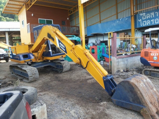 ขายรถขุดแบคโฮ. ยี่ห้อ :	KOBELCO  รุ่น SK03-N2  ( ขนาด 60 mark 2 )  รถเก่านอกแท้ สภาพดี พร้อมใช้งาน มีเอกสารแจ้งจำหน่าย.