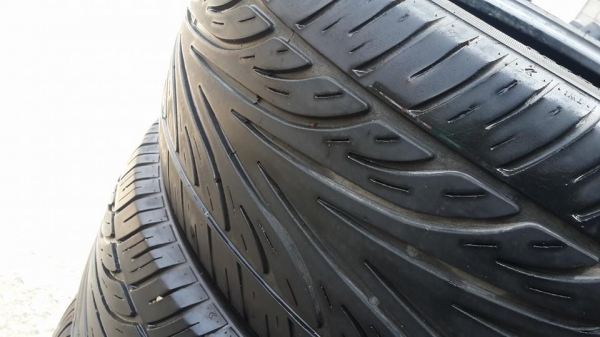 ยางขอบ 20 Winrun 255/45/20 ปี 12 ดอกเต็มๆแน่นๆ ยางขอบ 20 Winrun 255/45/20 ปี 12 ดอกเต็มๆแน่นๆ