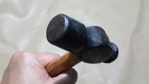 ค้อนตุ้ม ขนาดกำลังดี เยอร์มัน ครับ