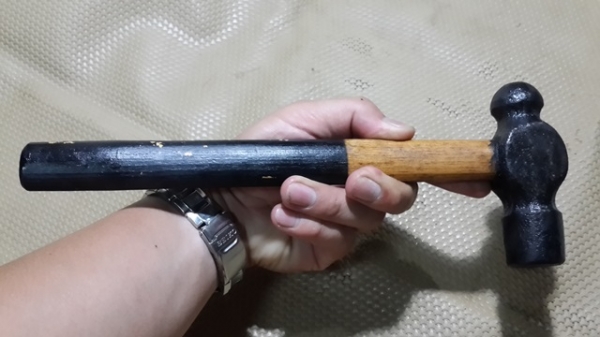 ค้อนตุ้ม ขนาดกำลังดี เยอร์มัน ครับ