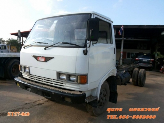 ขายด่วน รถบรรทุก 6 ล้อ HINO  117 แรง  รถห้างแท้ ช่วงยาว 5.5M รถสภาพสวย พร้อมใช้ ราคาสุดคุ้ม